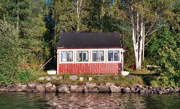 Stugan frn sjsidan 2004.