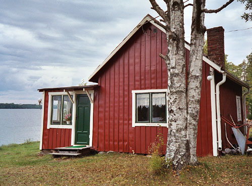 Stugans södergavel 2004.